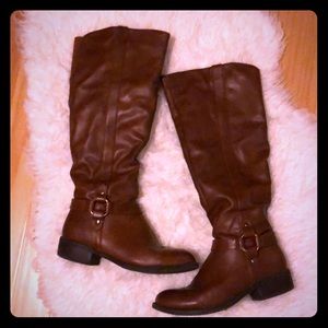 Cognac Boots